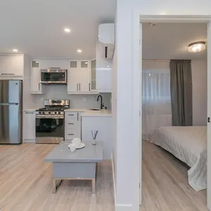Apartment My Cozy In, Toronto